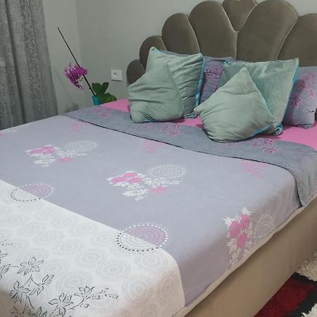 Apartman Sweet Dreams 2 Aparthotel Nis Ngoại thất bức ảnh