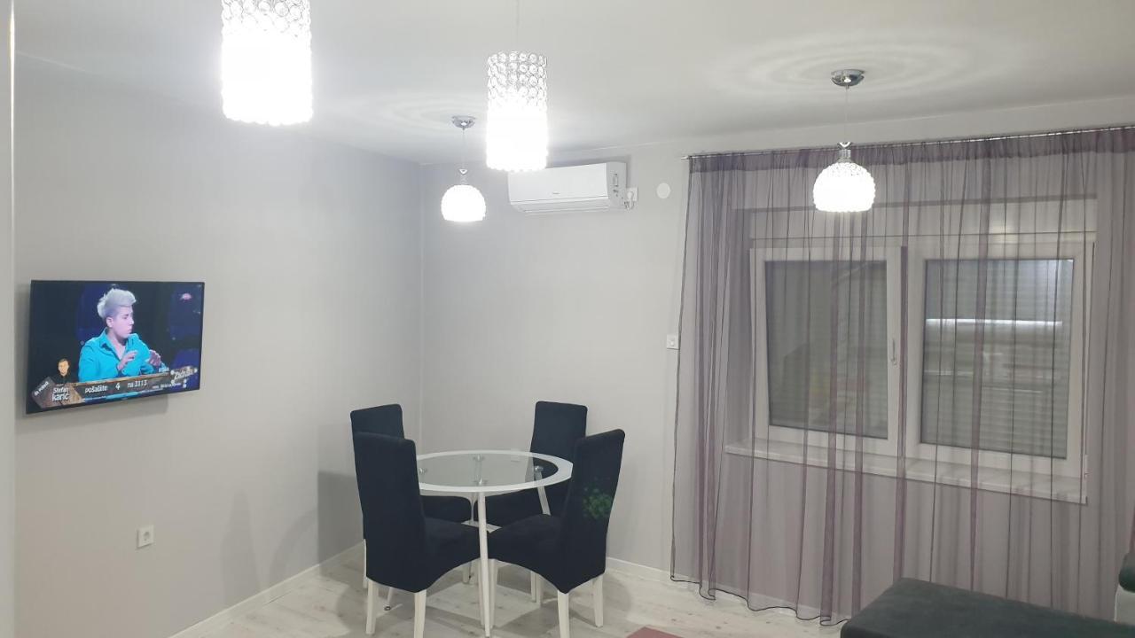 Apartman Sweet Dreams 2 Aparthotel Nis Ngoại thất bức ảnh