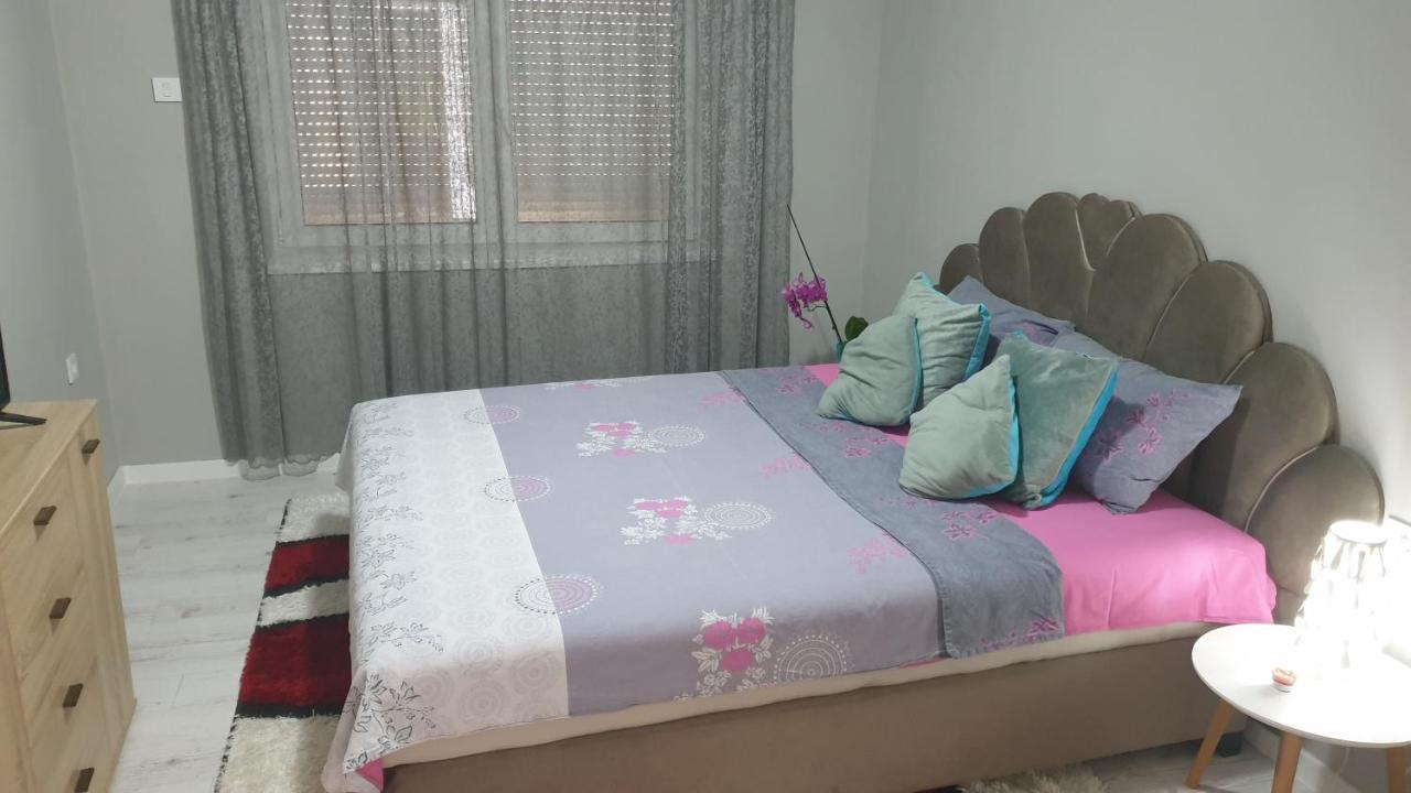 Apartman Sweet Dreams 2 Aparthotel Nis Ngoại thất bức ảnh